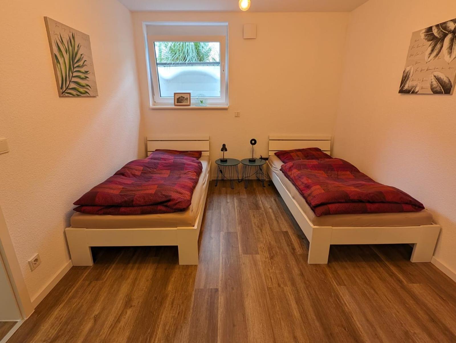 Moderne Neubau Ferienwohnung Wiesbaden Esterno foto